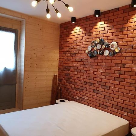 Les Iris Veranda Parcking 르몽도레 외부 사진