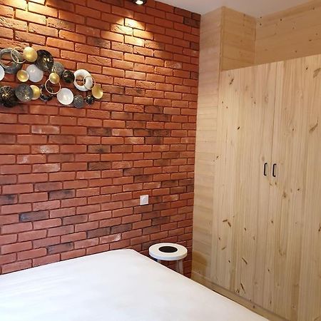 Les Iris Veranda Parcking 르몽도레 외부 사진